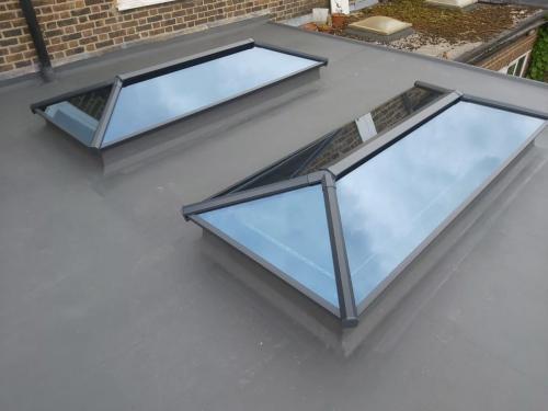 Contemporary Stratus Lantern Roof 5