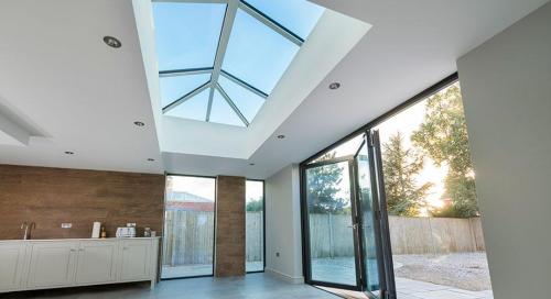 Stratus internal white