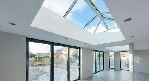 Stratus internal white